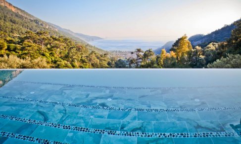 Ölüdeniz’de Yetişkinlere Özel Balayı Tatili