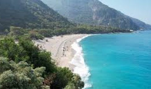 Hidden Gem of The Riviera: Kidrak Bay Guide