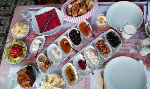 Why Bed & Breakfast is the Ultimate Way to Travel